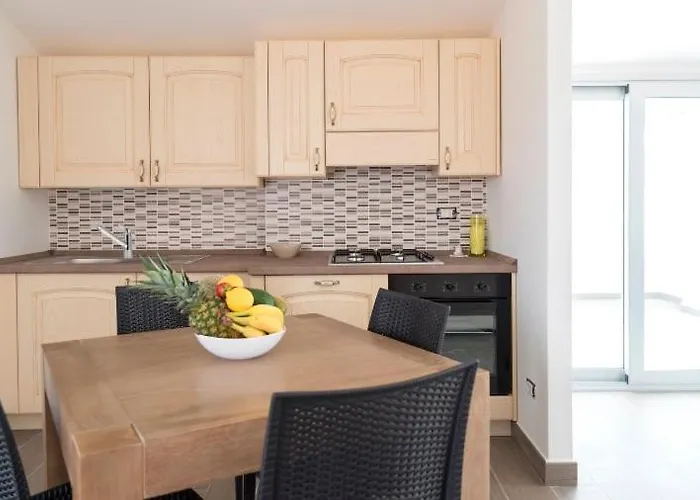 Santo Stefano Club פראייה א מארה